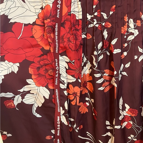 An Anthropologie floral dress in size large - Picture 3 of 9